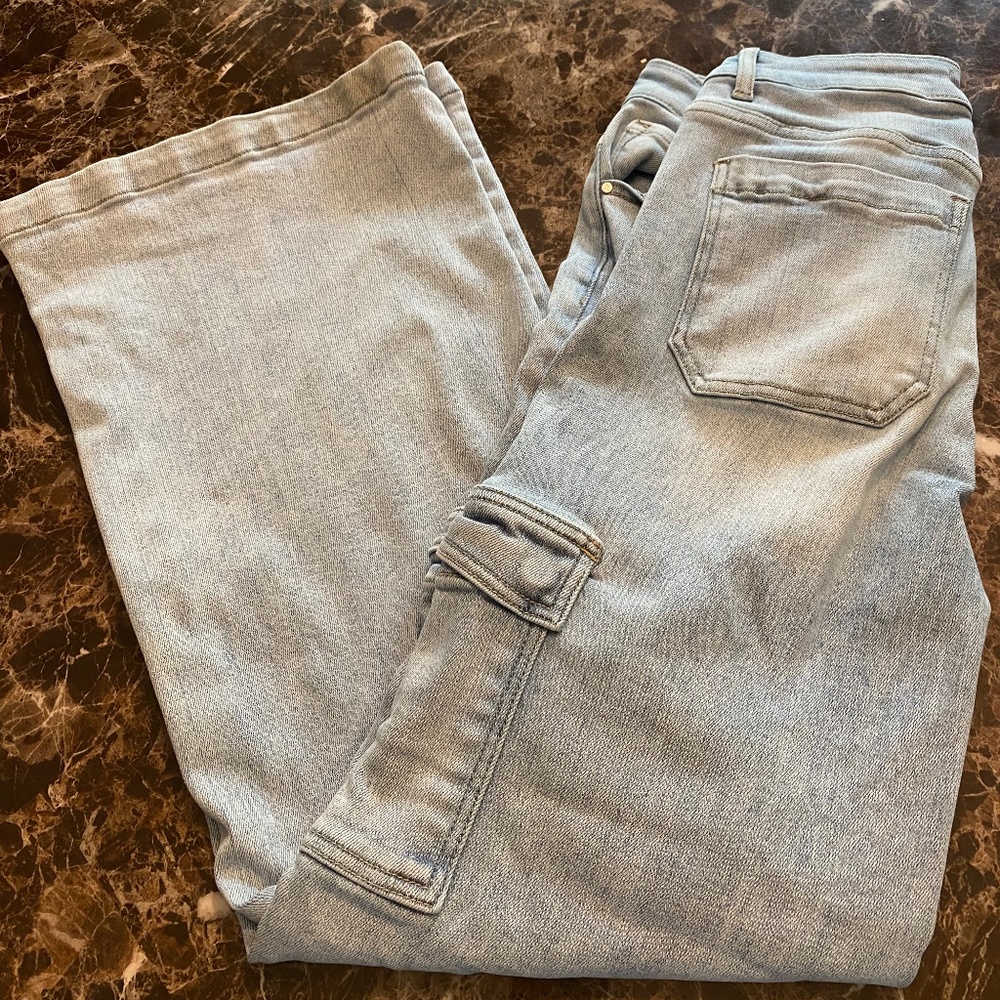 Risen Jeans